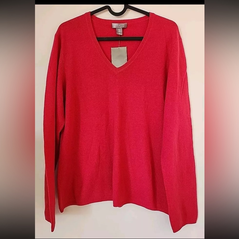 New Cashmere by Charter Club V-neck Sweater
Size XL